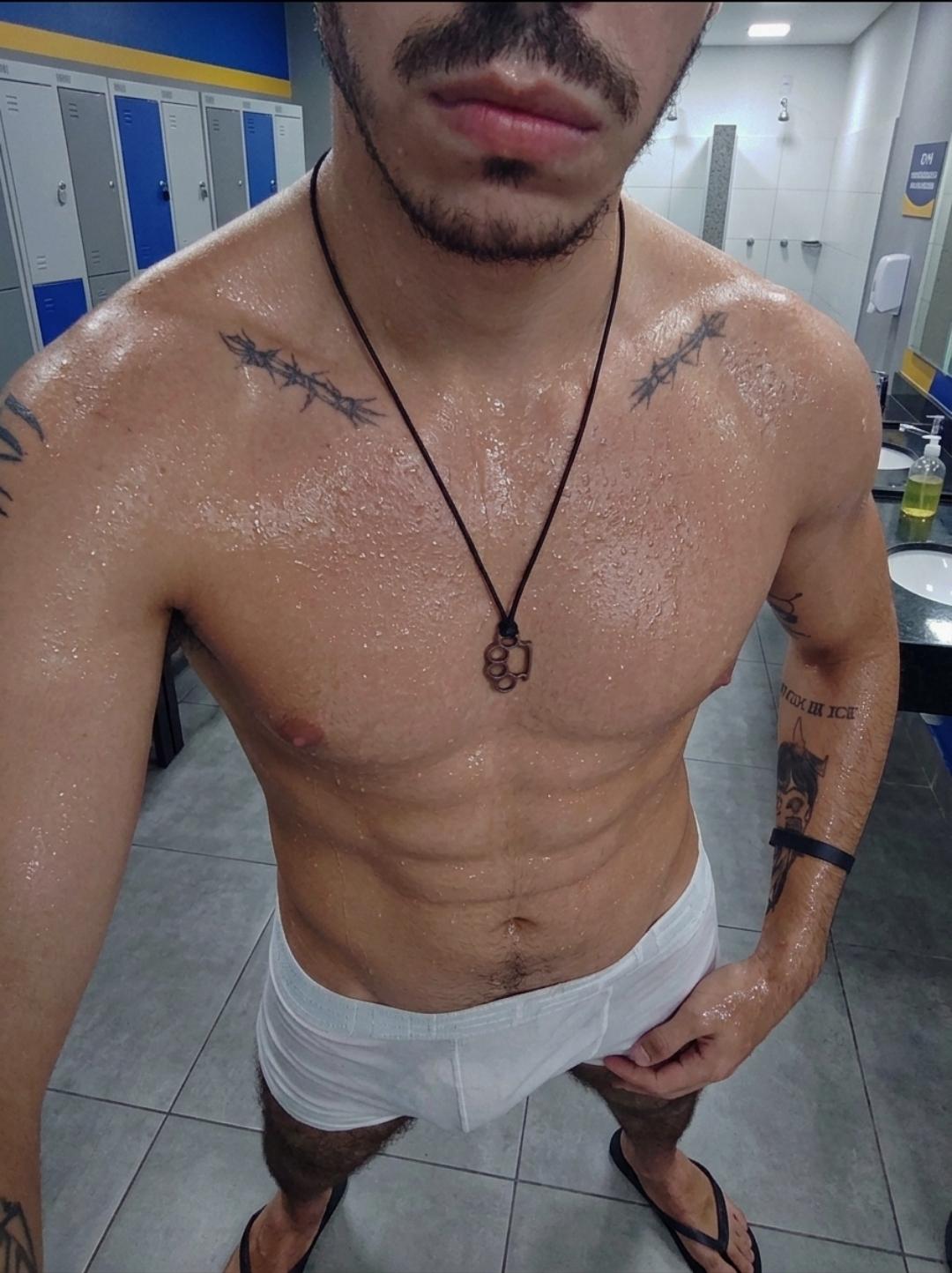 Chuck Dotado